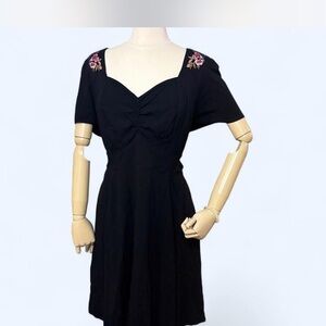 Torrid Womens Sz 3 Mini Tiered Skater Dress Black Embroidered Heart Neck 3X EUC